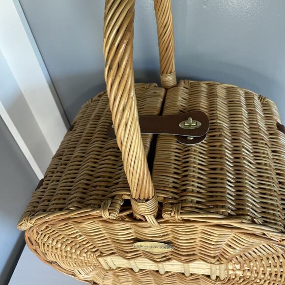 Sutherland Picnic Basket Woven Wicker Leather Straps Utensils Plates And Napkins - Picture 2 of 16